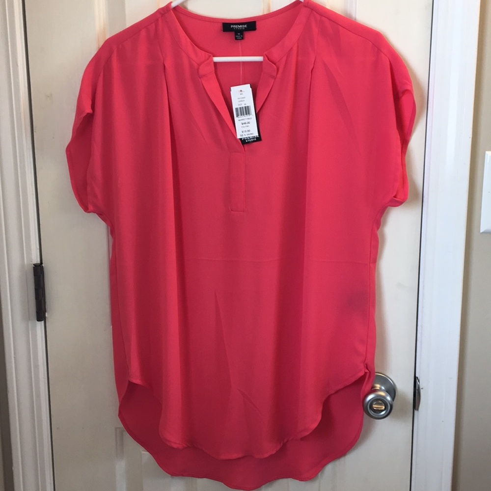Pink blouse - Picture 2 of 4